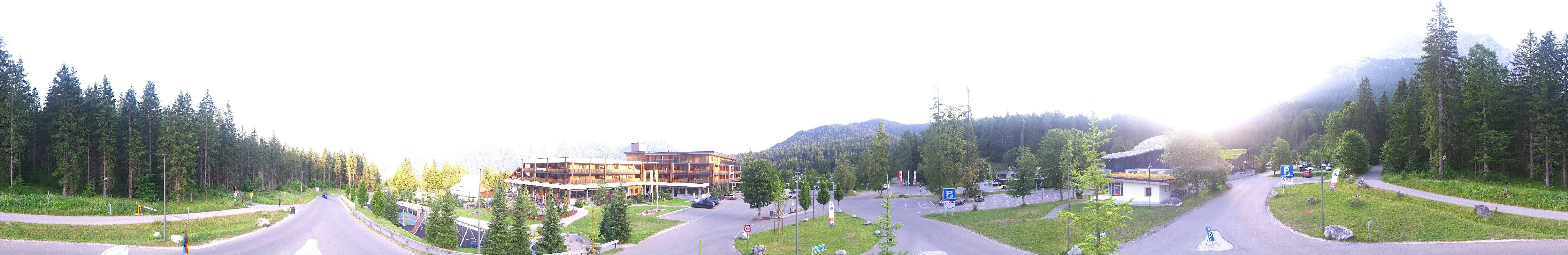 Archiv Foto Webcam Tiroler Zugspitzbahn: Talstation in Ehrwald