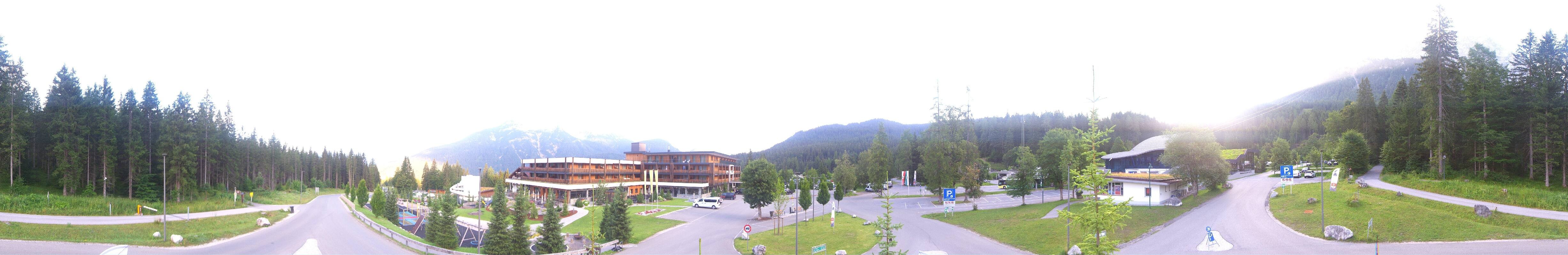 Archiv Foto Webcam Tiroler Zugspitzbahn: Talstation in Ehrwald