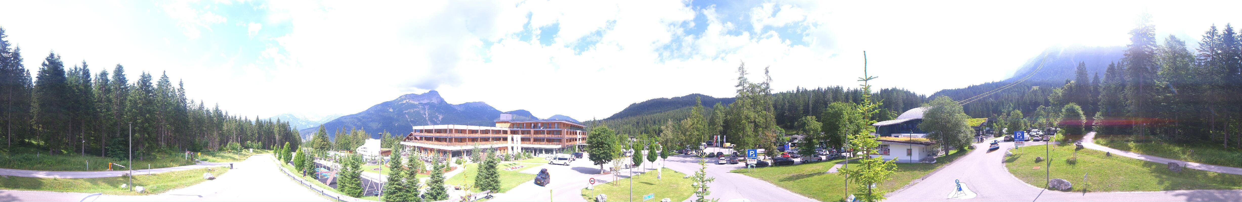 Archiv Foto Webcam Tiroler Zugspitzbahn: Talstation in Ehrwald