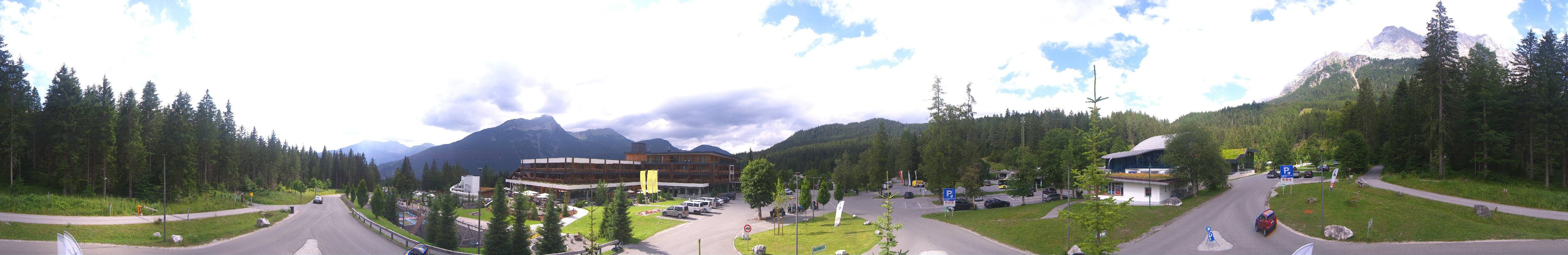 Archiv Foto Webcam Tiroler Zugspitzbahn: Talstation in Ehrwald