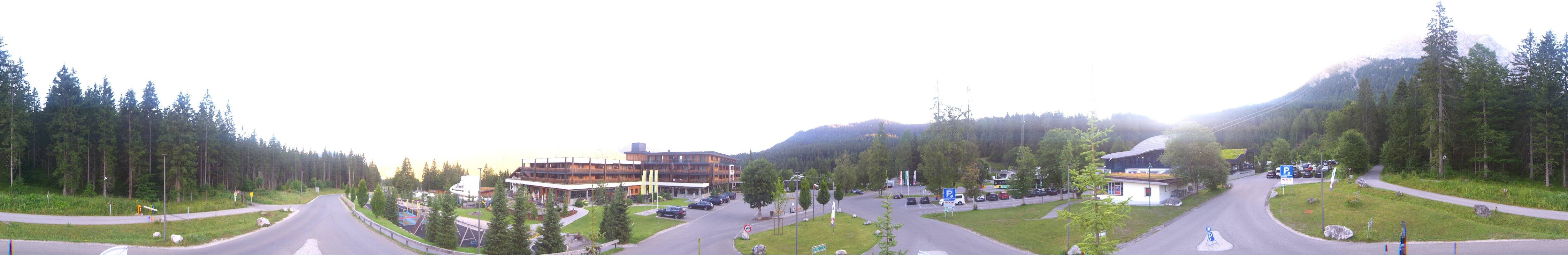 Archiv Foto Webcam Tiroler Zugspitzbahn: Talstation in Ehrwald