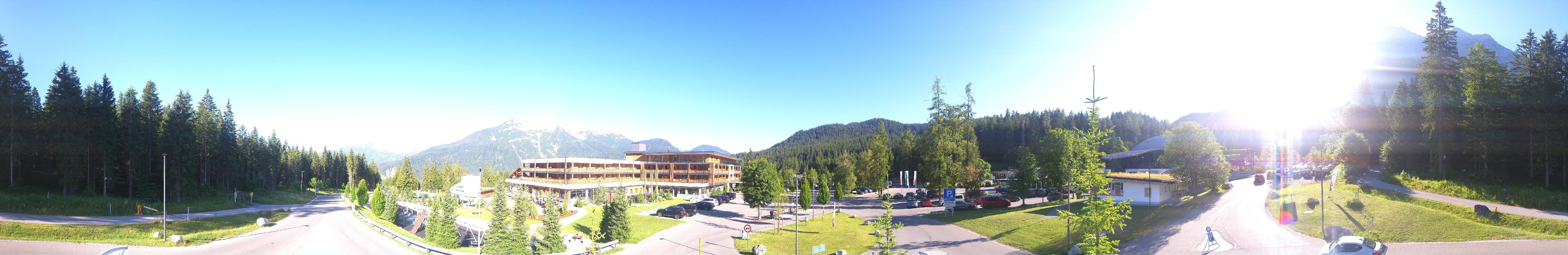Archiv Foto Webcam Tiroler Zugspitzbahn: Talstation in Ehrwald