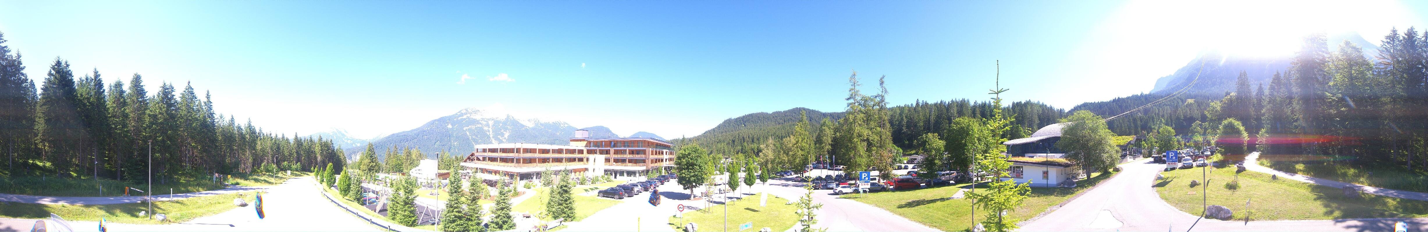 Archiv Foto Webcam Tiroler Zugspitzbahn: Talstation in Ehrwald