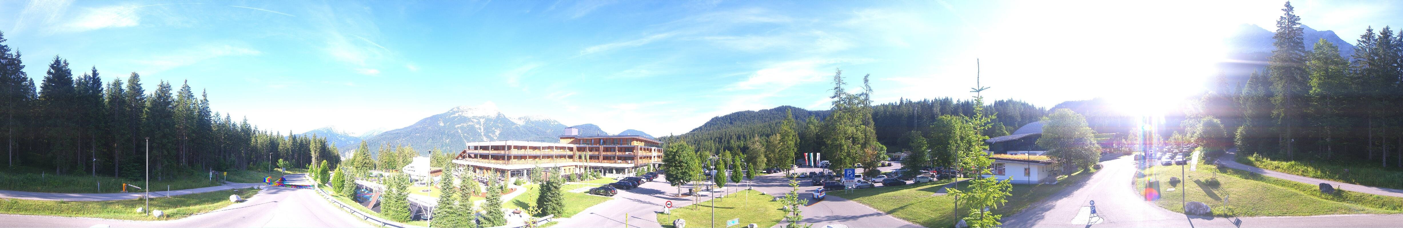 Archiv Foto Webcam Tiroler Zugspitzbahn: Talstation in Ehrwald