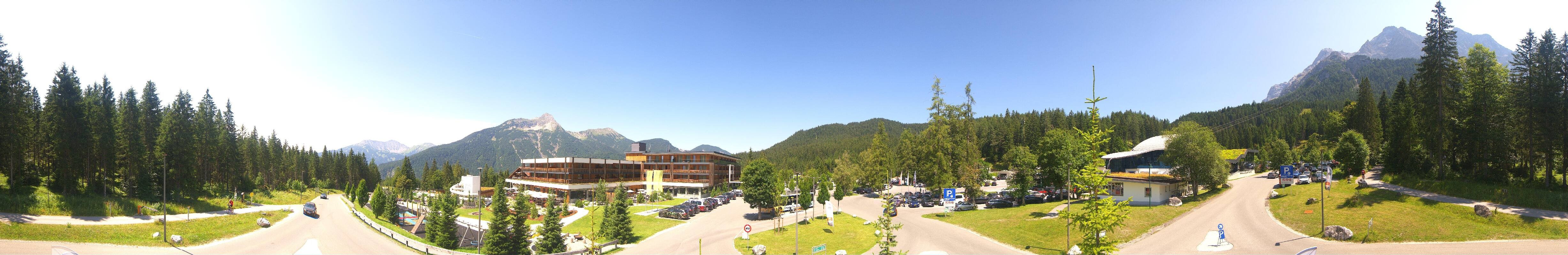 Archiv Foto Webcam Tiroler Zugspitzbahn: Talstation in Ehrwald