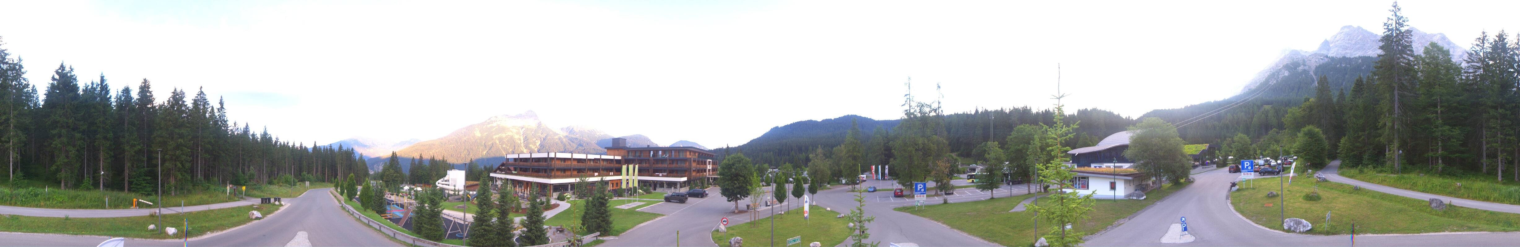Archiv Foto Webcam Tiroler Zugspitzbahn: Talstation in Ehrwald
