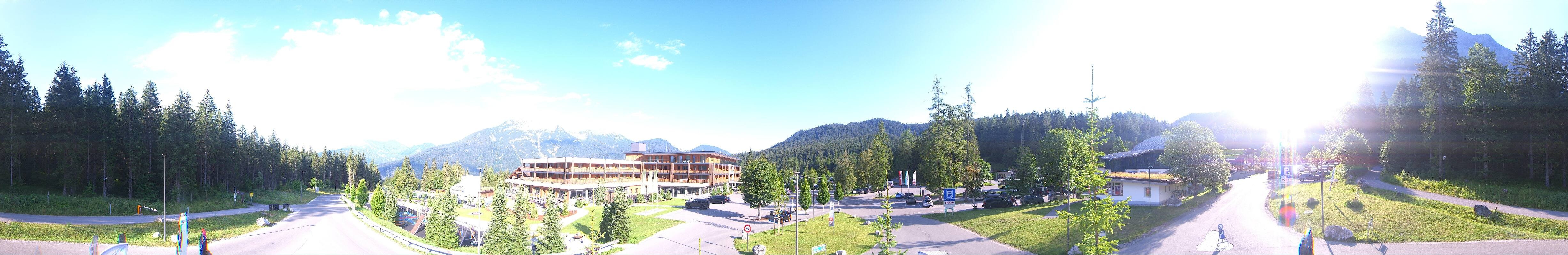 Archiv Foto Webcam Tiroler Zugspitzbahn: Talstation in Ehrwald