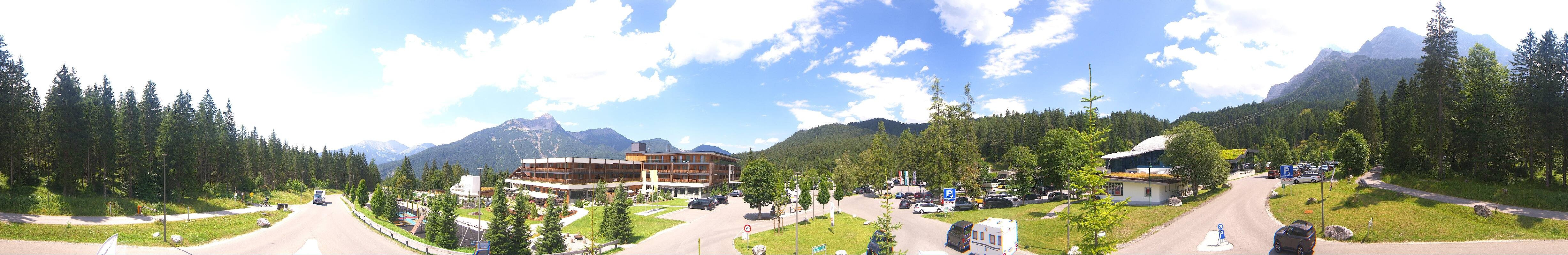 Archiv Foto Webcam Tiroler Zugspitzbahn: Talstation in Ehrwald