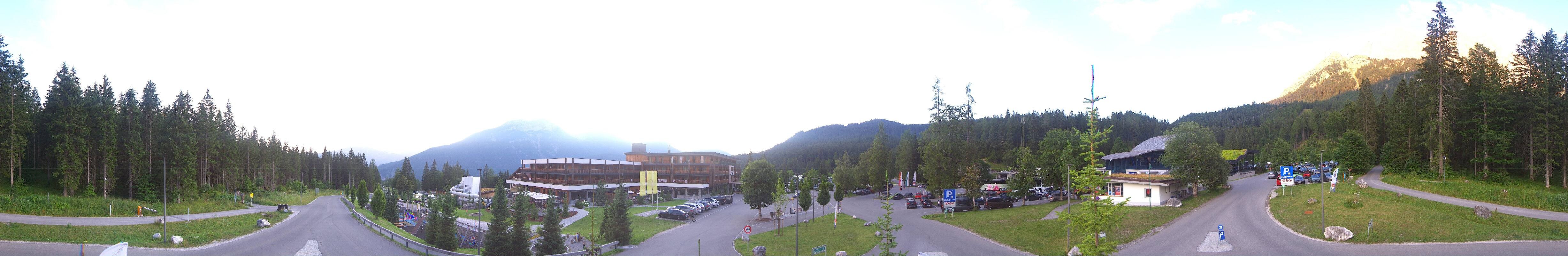 Archiv Foto Webcam Tiroler Zugspitzbahn: Talstation in Ehrwald