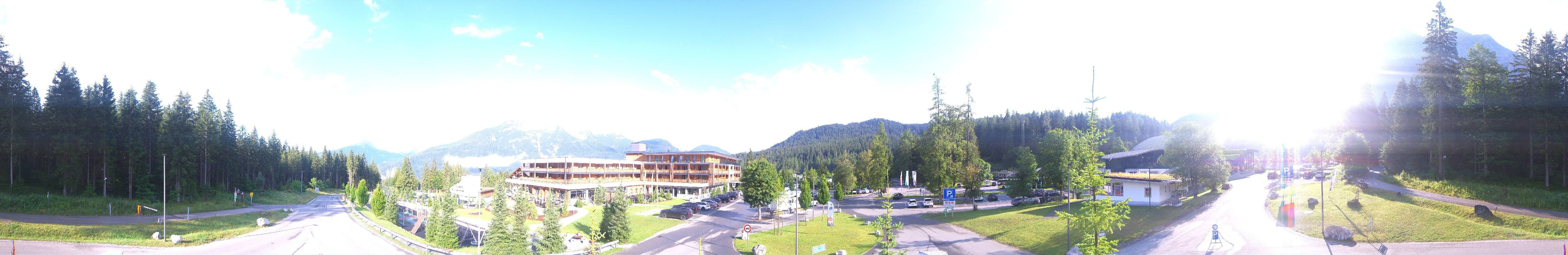 Archiv Foto Webcam Tiroler Zugspitzbahn: Talstation in Ehrwald