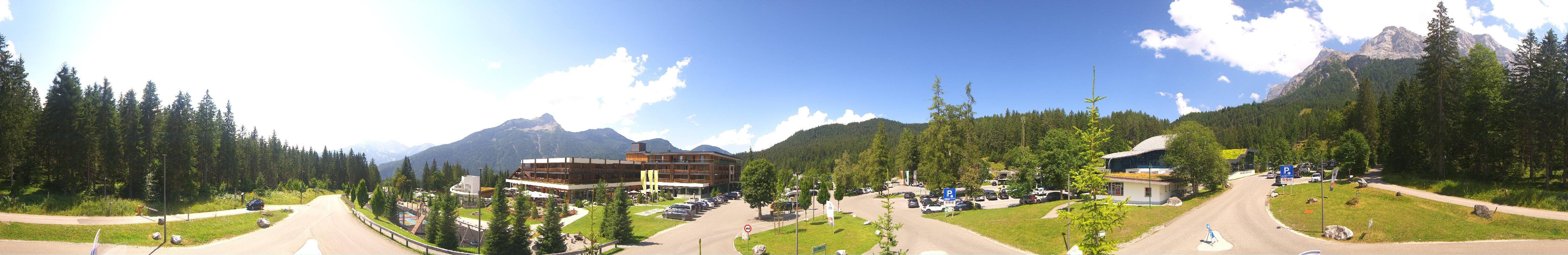 Archiv Foto Webcam Tiroler Zugspitzbahn: Talstation in Ehrwald