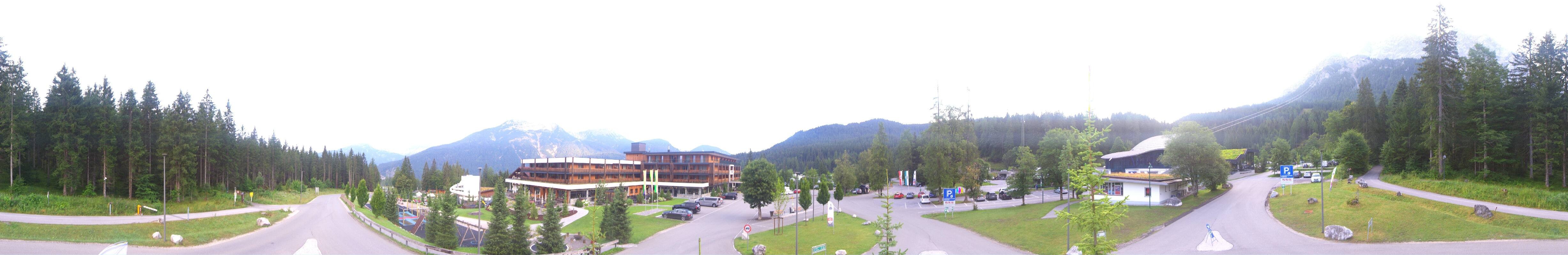 Archiv Foto Webcam Tiroler Zugspitzbahn: Talstation in Ehrwald