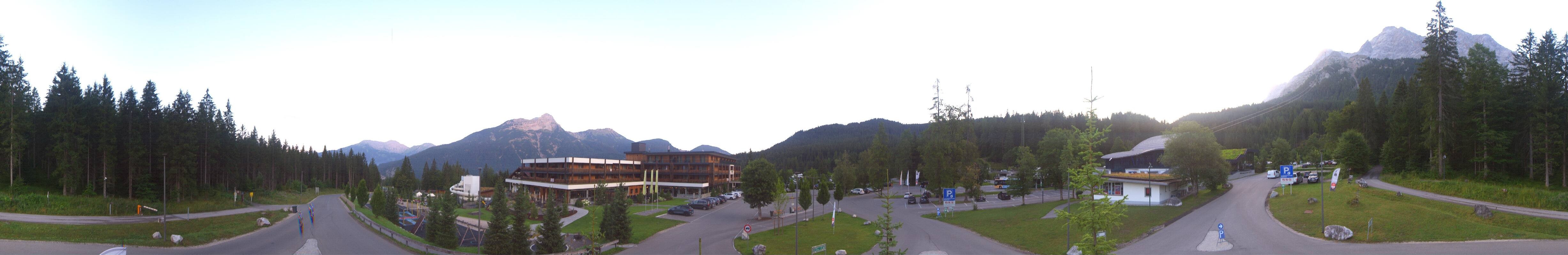 Archiv Foto Webcam Tiroler Zugspitzbahn: Talstation in Ehrwald