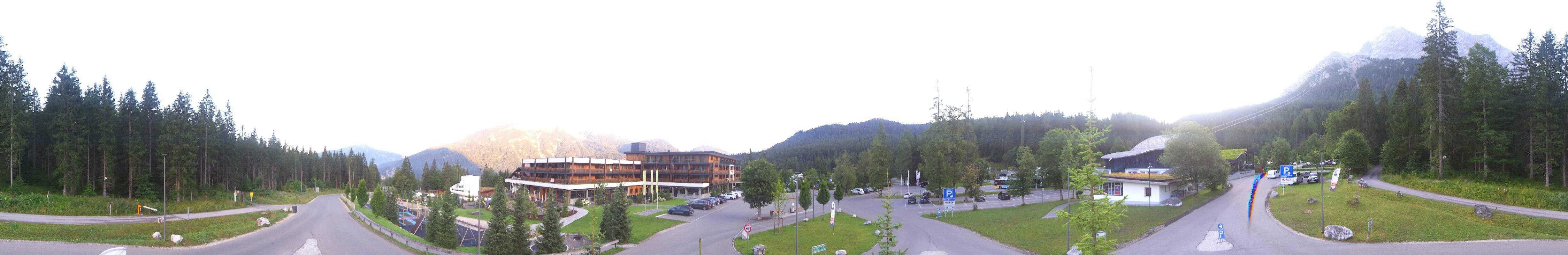 Archiv Foto Webcam Tiroler Zugspitzbahn: Talstation in Ehrwald