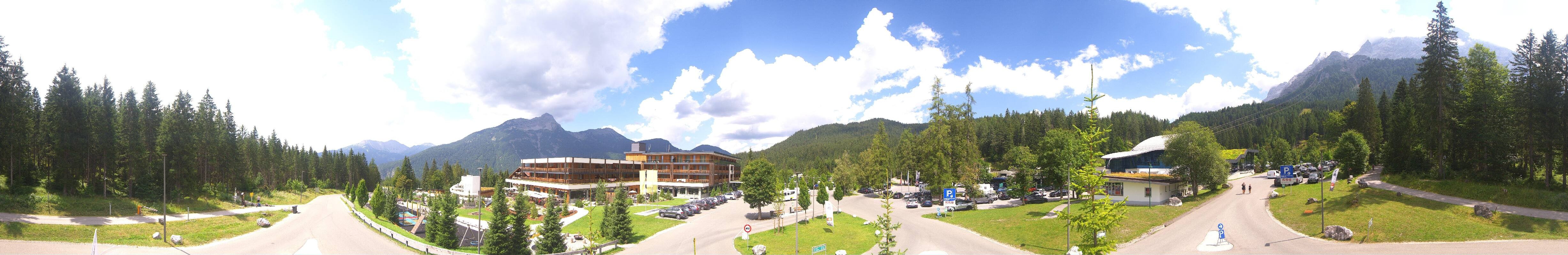 Archiv Foto Webcam Tiroler Zugspitzbahn: Talstation in Ehrwald
