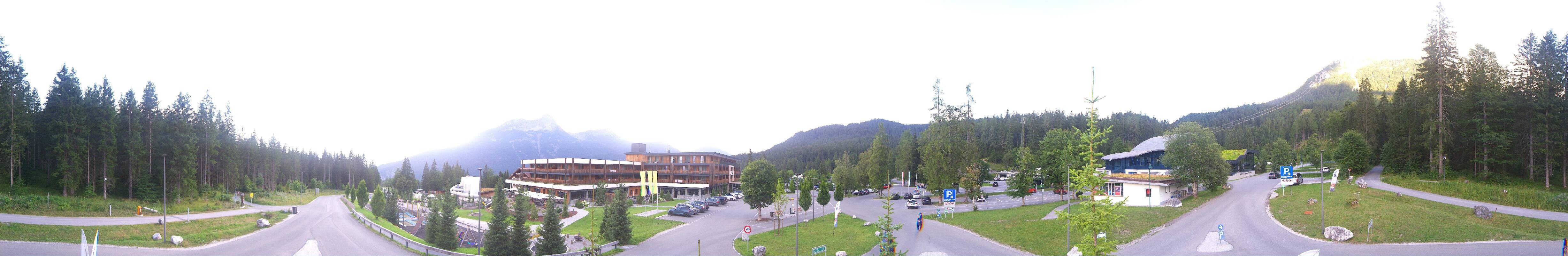 Archiv Foto Webcam Tiroler Zugspitzbahn: Talstation in Ehrwald