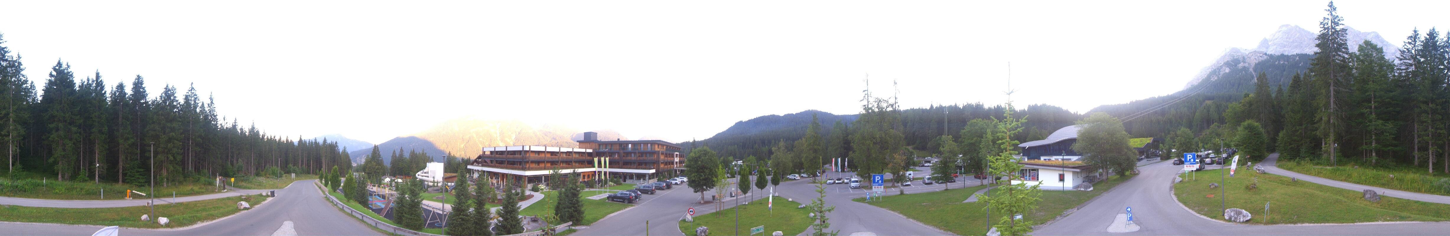 Archiv Foto Webcam Tiroler Zugspitzbahn: Talstation in Ehrwald