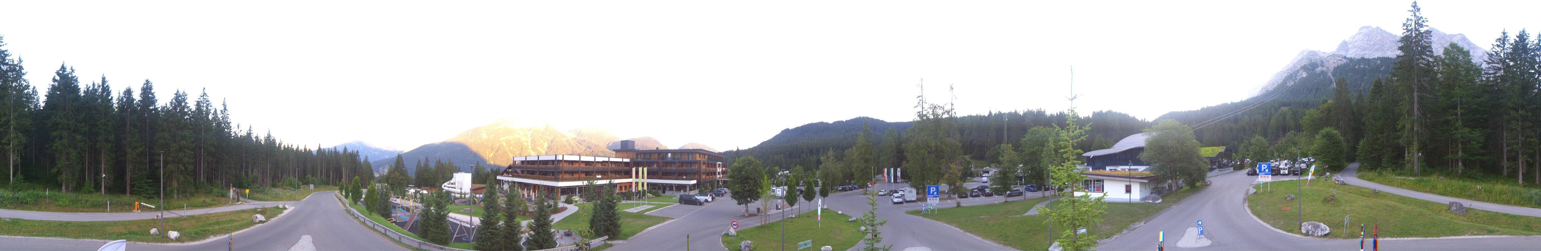 Archiv Foto Webcam Tiroler Zugspitzbahn: Talstation in Ehrwald