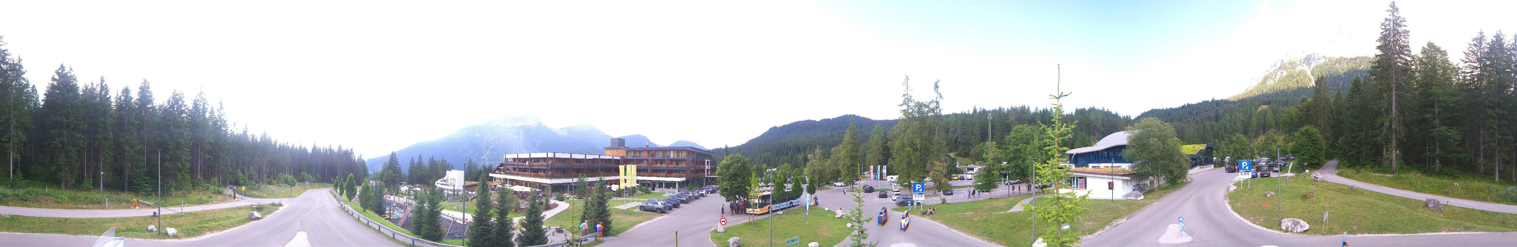Archiv Foto Webcam Tiroler Zugspitzbahn: Talstation in Ehrwald