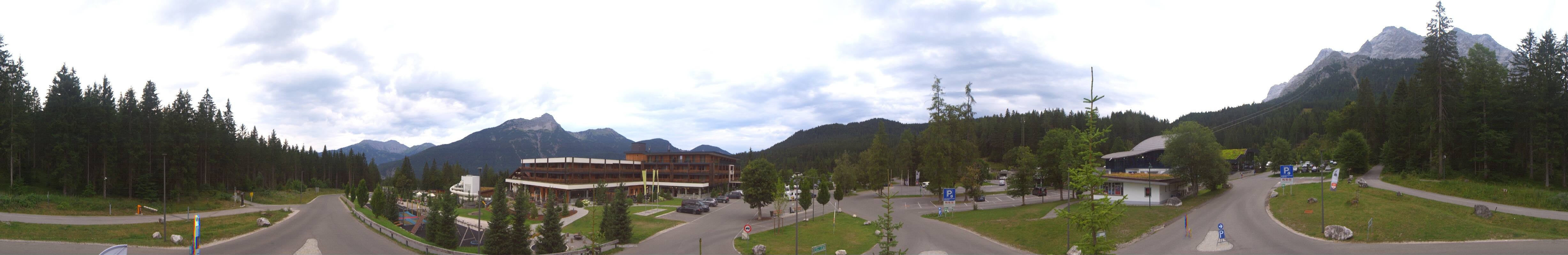 Archiv Foto Webcam Tiroler Zugspitzbahn: Talstation in Ehrwald