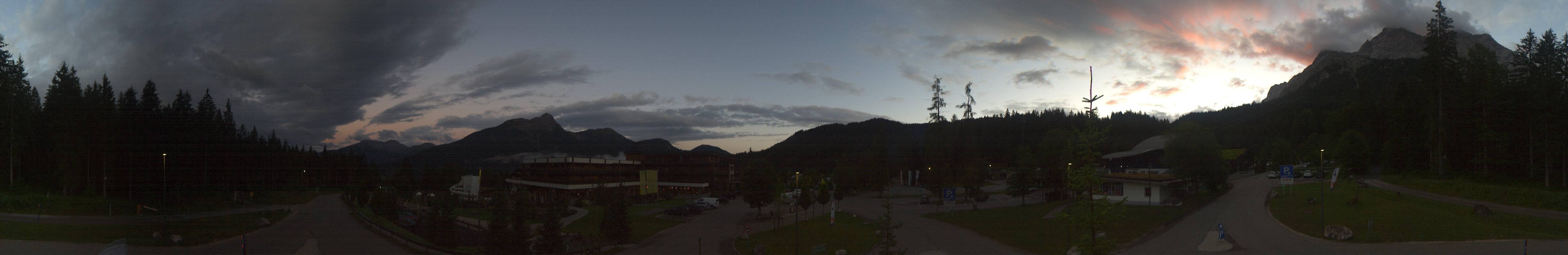 Archiv Foto Webcam Tiroler Zugspitzbahn: Talstation in Ehrwald