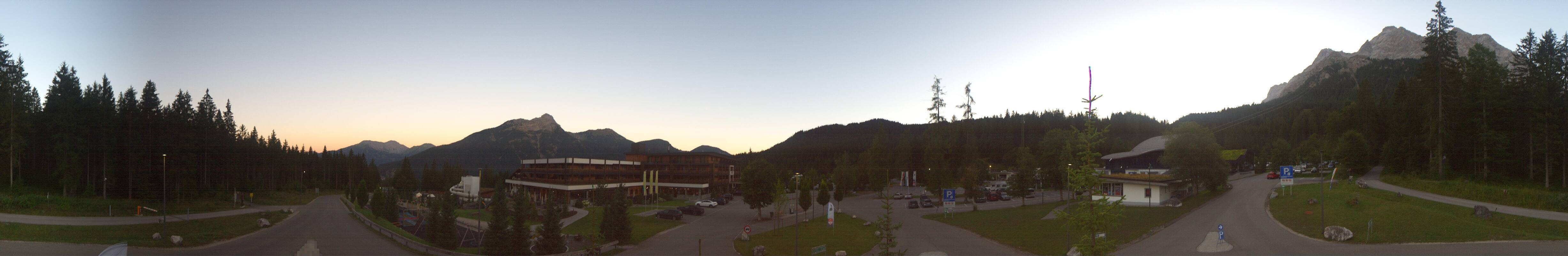 Archiv Foto Webcam Tiroler Zugspitzbahn: Talstation in Ehrwald