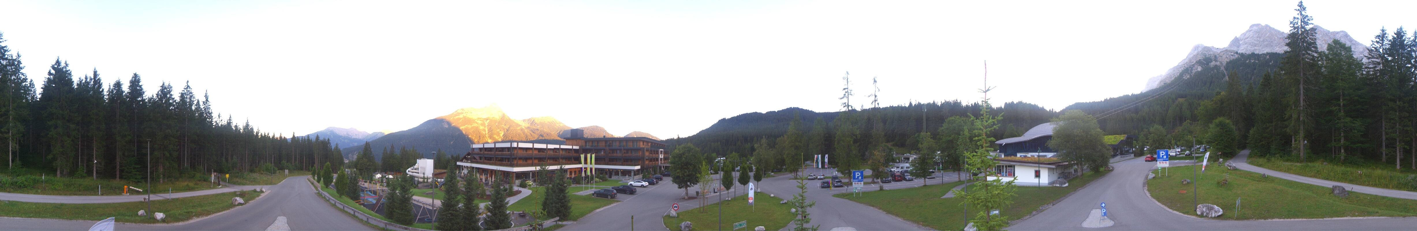 Archiv Foto Webcam Tiroler Zugspitzbahn: Talstation in Ehrwald