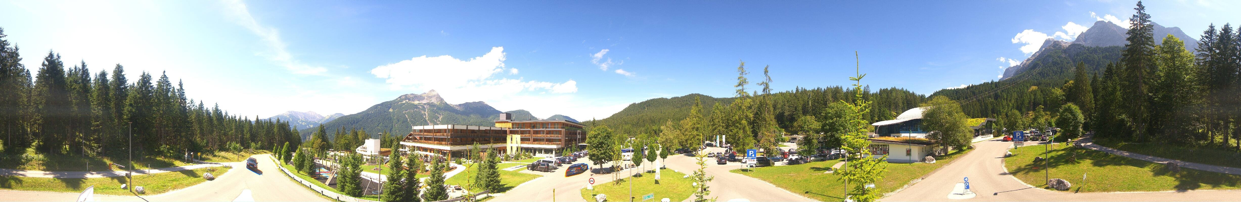 Archiv Foto Webcam Tiroler Zugspitzbahn: Talstation in Ehrwald