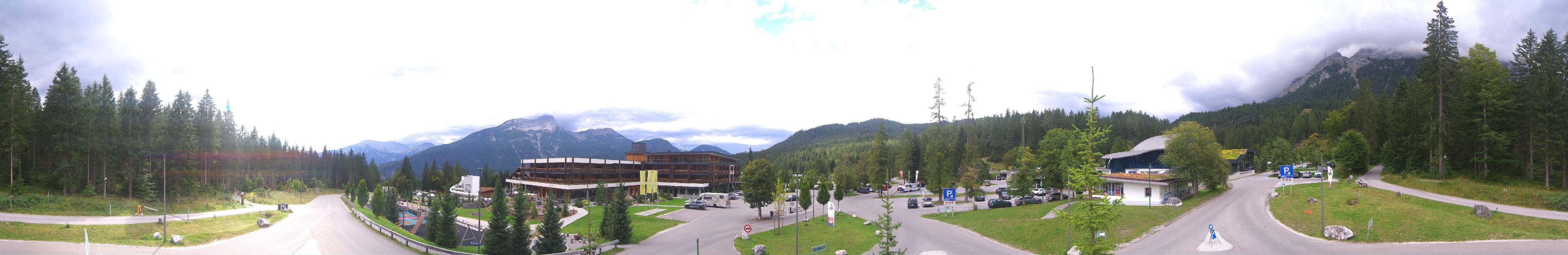 Archiv Foto Webcam Tiroler Zugspitzbahn: Talstation in Ehrwald