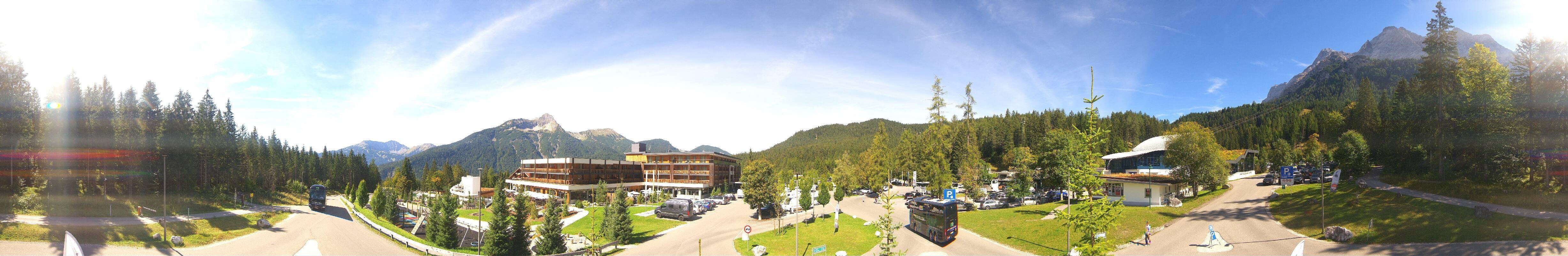 Archiv Foto Webcam Tiroler Zugspitzbahn: Talstation in Ehrwald
