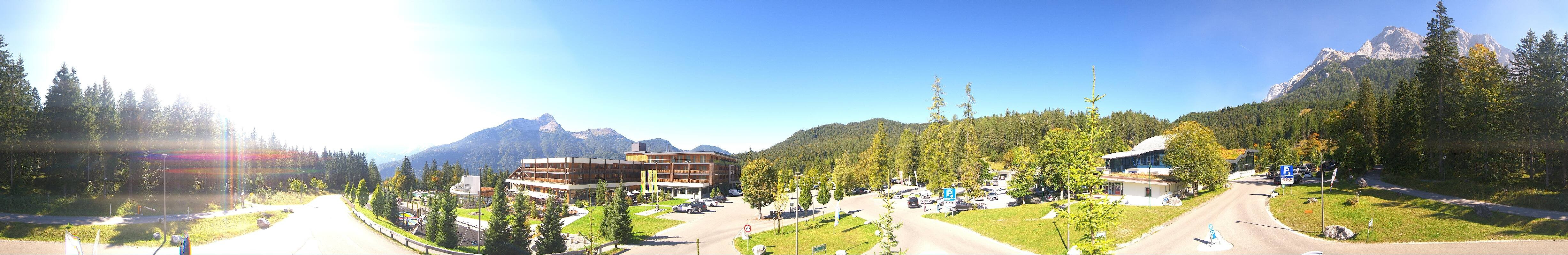 Archiv Foto Webcam Tiroler Zugspitzbahn: Talstation in Ehrwald