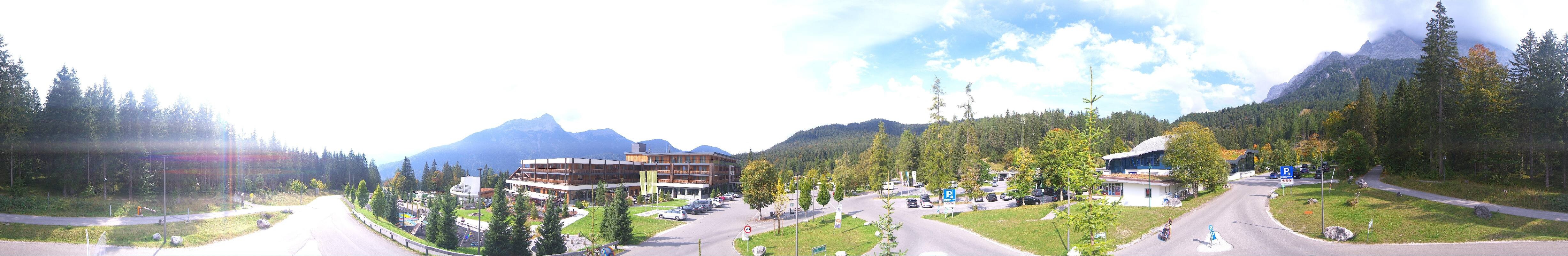 Archived image Webcam Ehrwald: Base Station Tiroler Zugspitzbahn