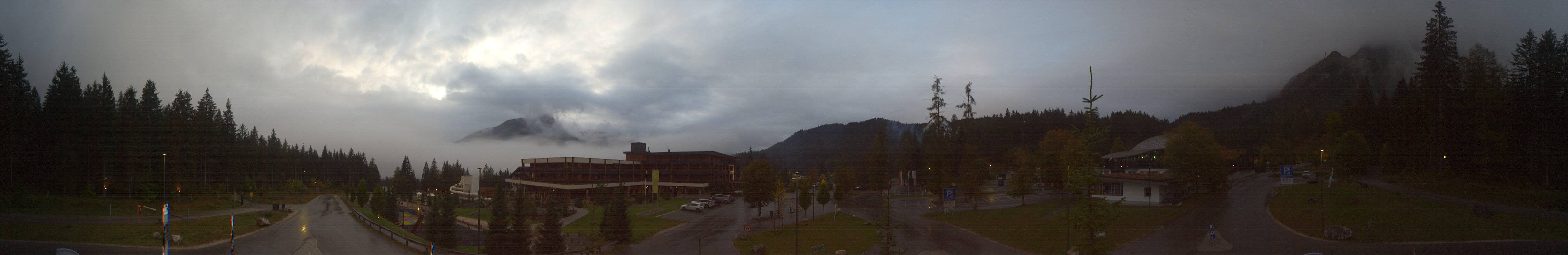 Archiv Foto Webcam Tiroler Zugspitzbahn: Talstation in Ehrwald