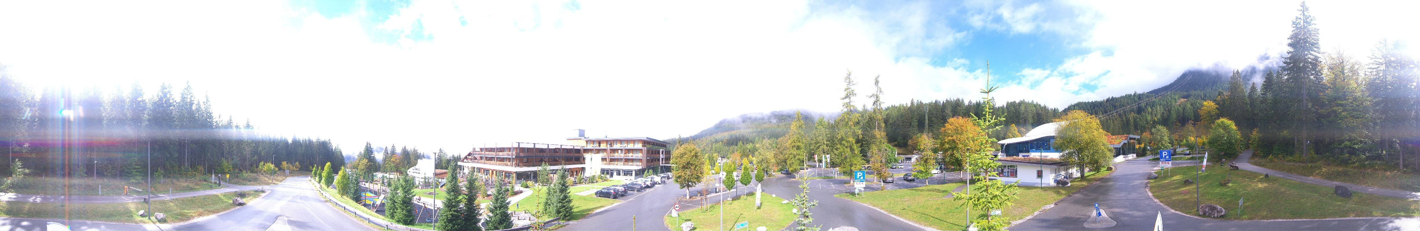 Archived image Webcam Ehrwald: Base Station Tiroler Zugspitzbahn