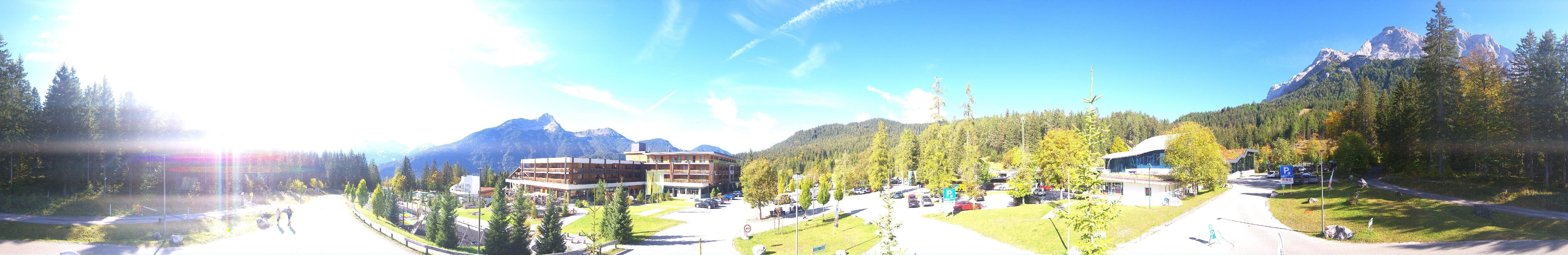 Archived image Webcam Ehrwald: Base Station Tiroler Zugspitzbahn