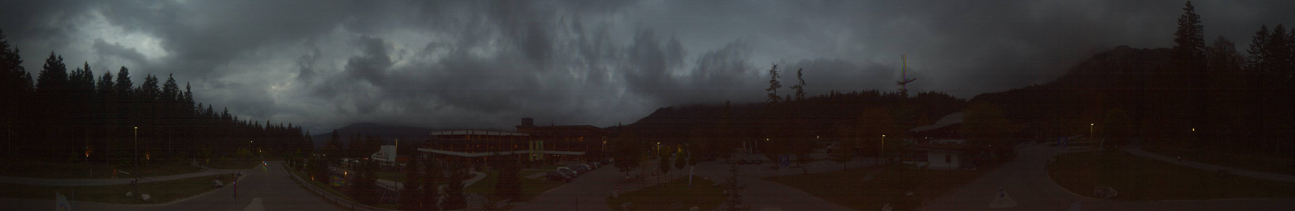 Archiv Foto Webcam Tiroler Zugspitzbahn: Talstation in Ehrwald