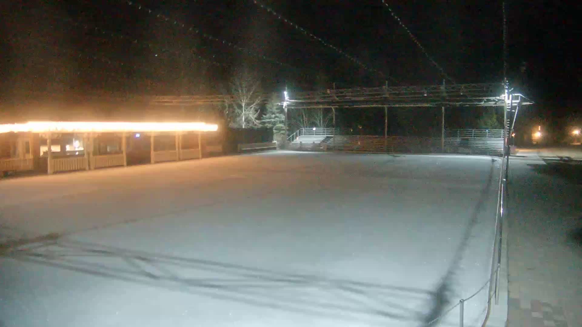 Archived image Webcam Outdoor Ice Rink Sun Valley
