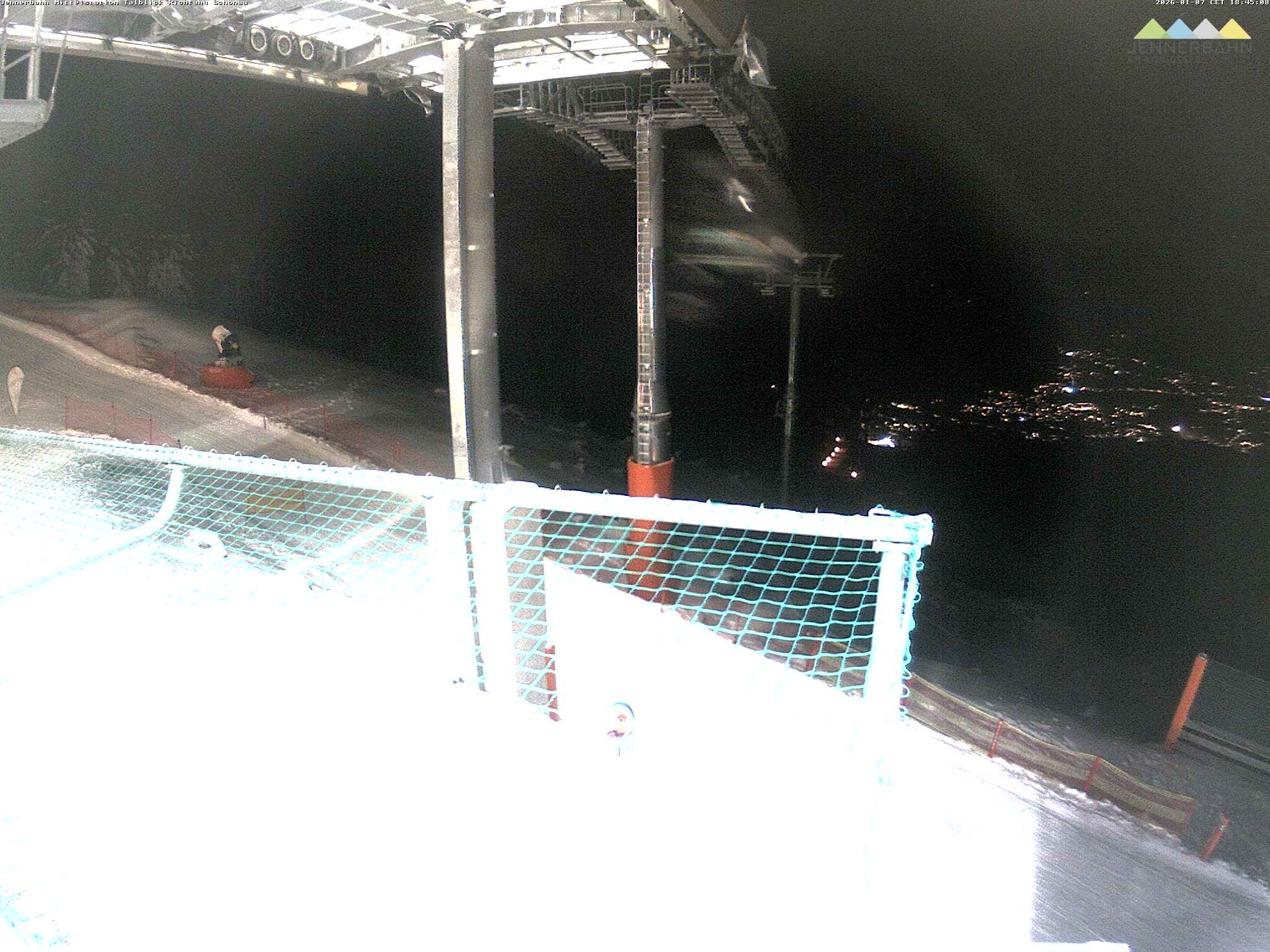 Archiv Foto Webcam Blick von der Mittelstation der Jennerbahn
