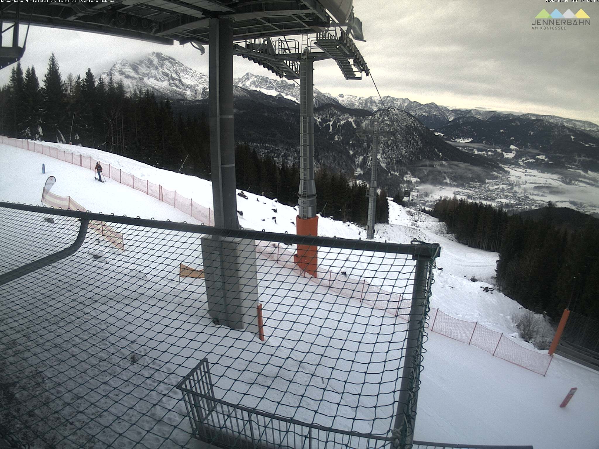 Archiv Foto Webcam Blick von der Mittelstation der Jennerbahn