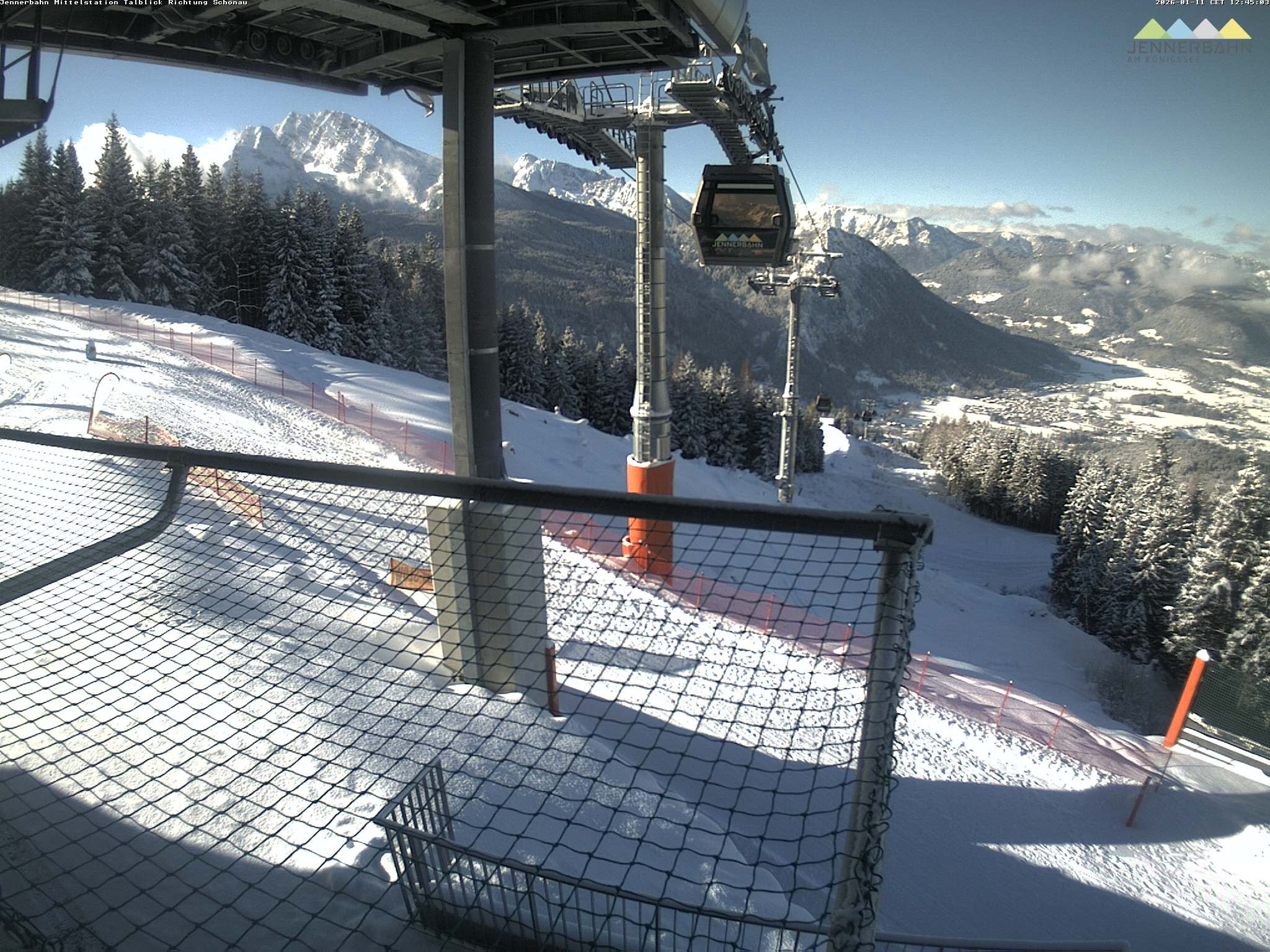 Archiv Foto Webcam Blick von der Mittelstation der Jennerbahn