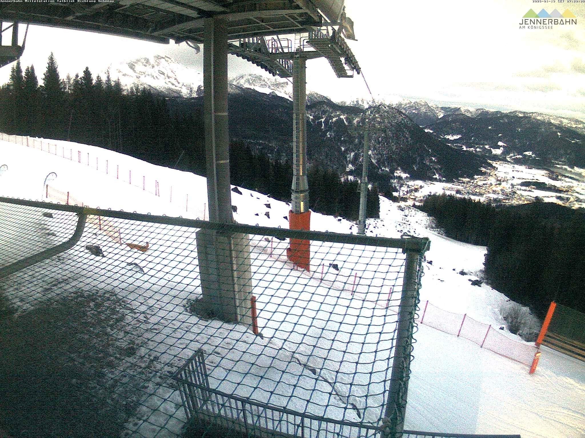 Archiv Foto Webcam Blick von der Mittelstation der Jennerbahn