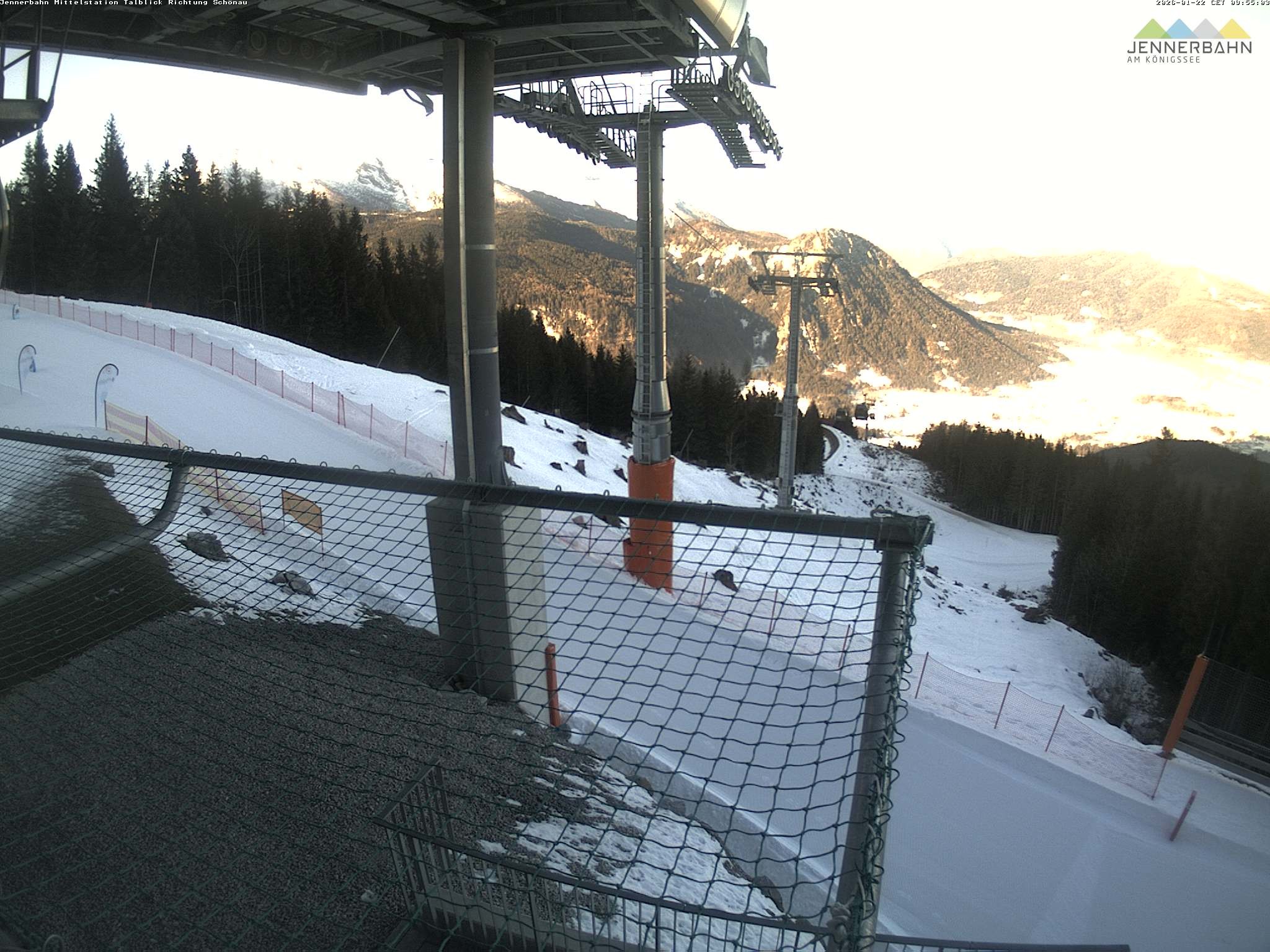 Archiv Foto Webcam Blick von der Mittelstation der Jennerbahn