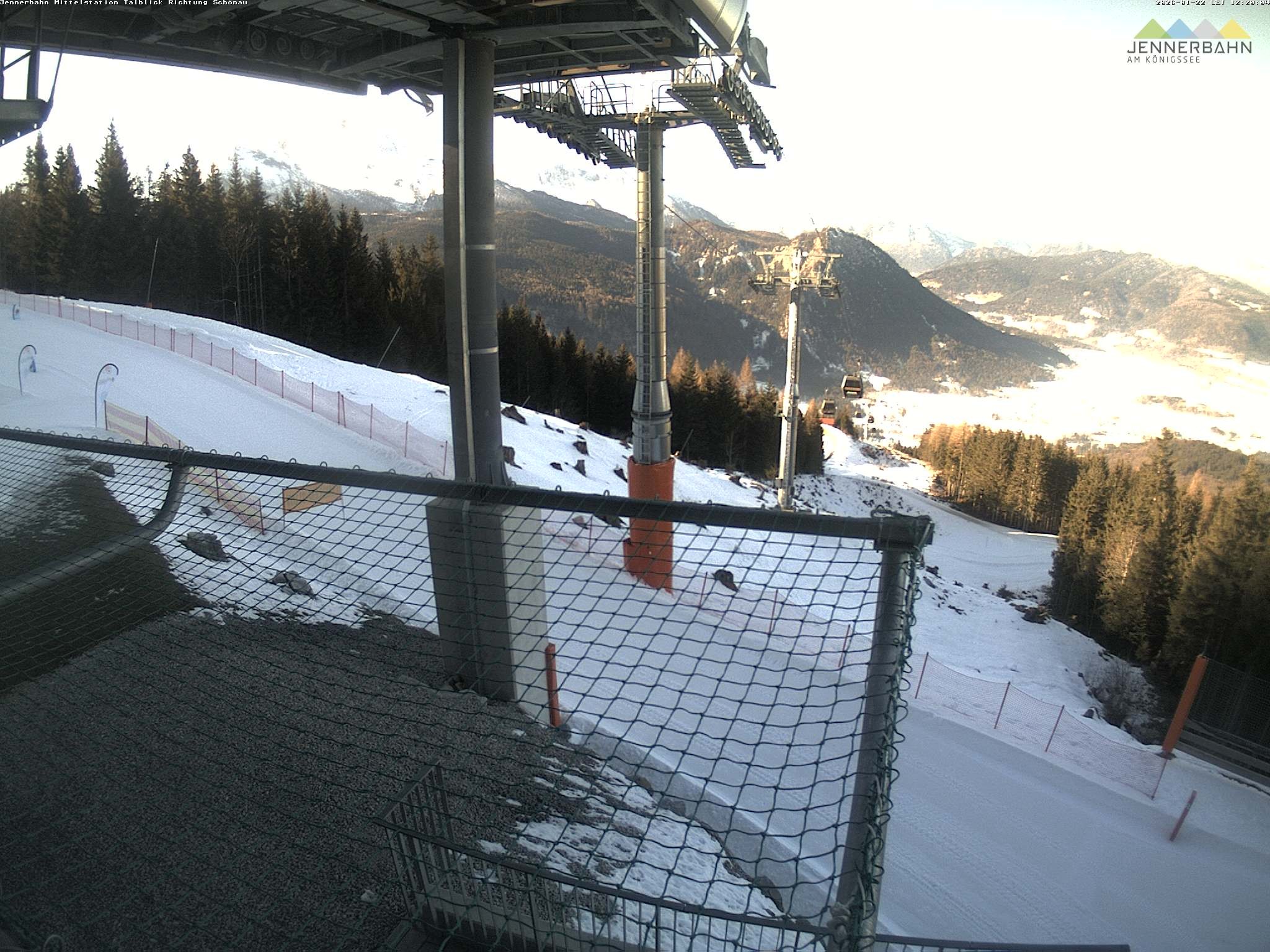 Archiv Foto Webcam Blick von der Mittelstation der Jennerbahn