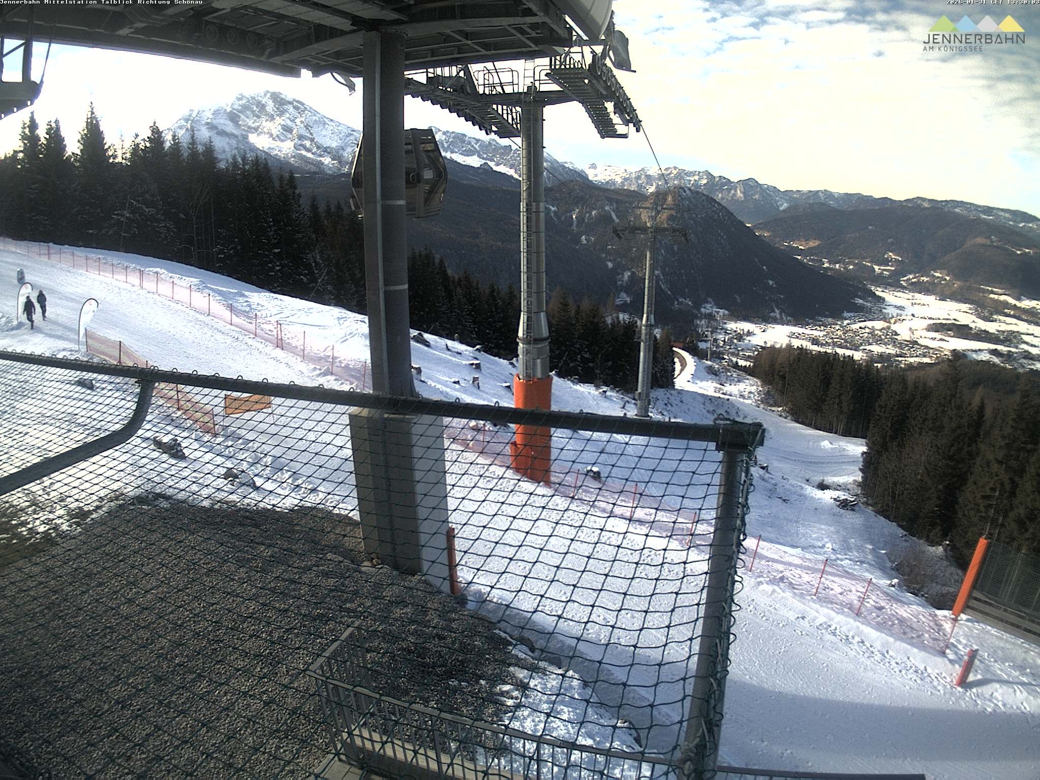 Archiv Foto Webcam Blick von der Mittelstation der Jennerbahn
