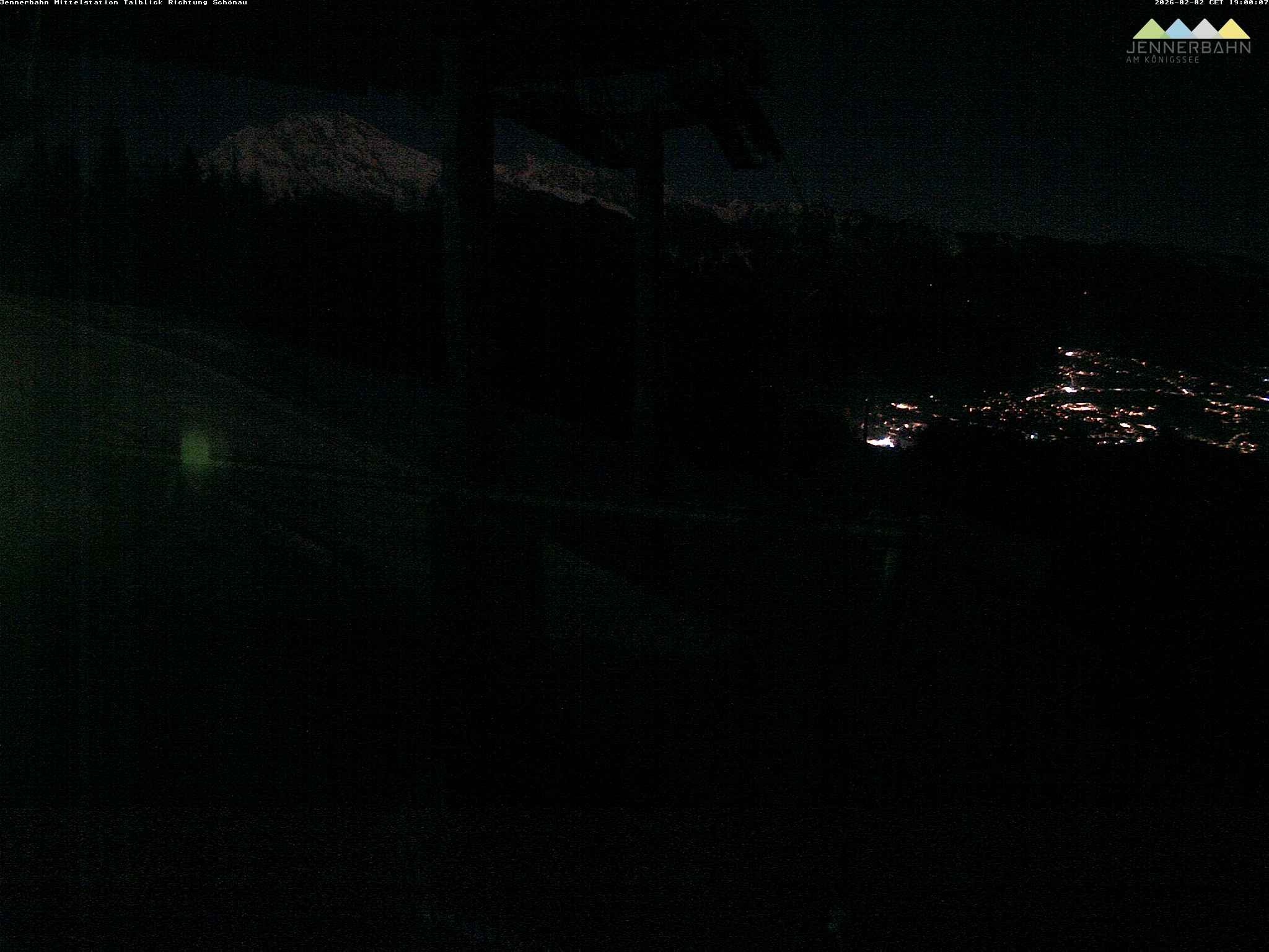 Archived image Webcam View from Midway Station