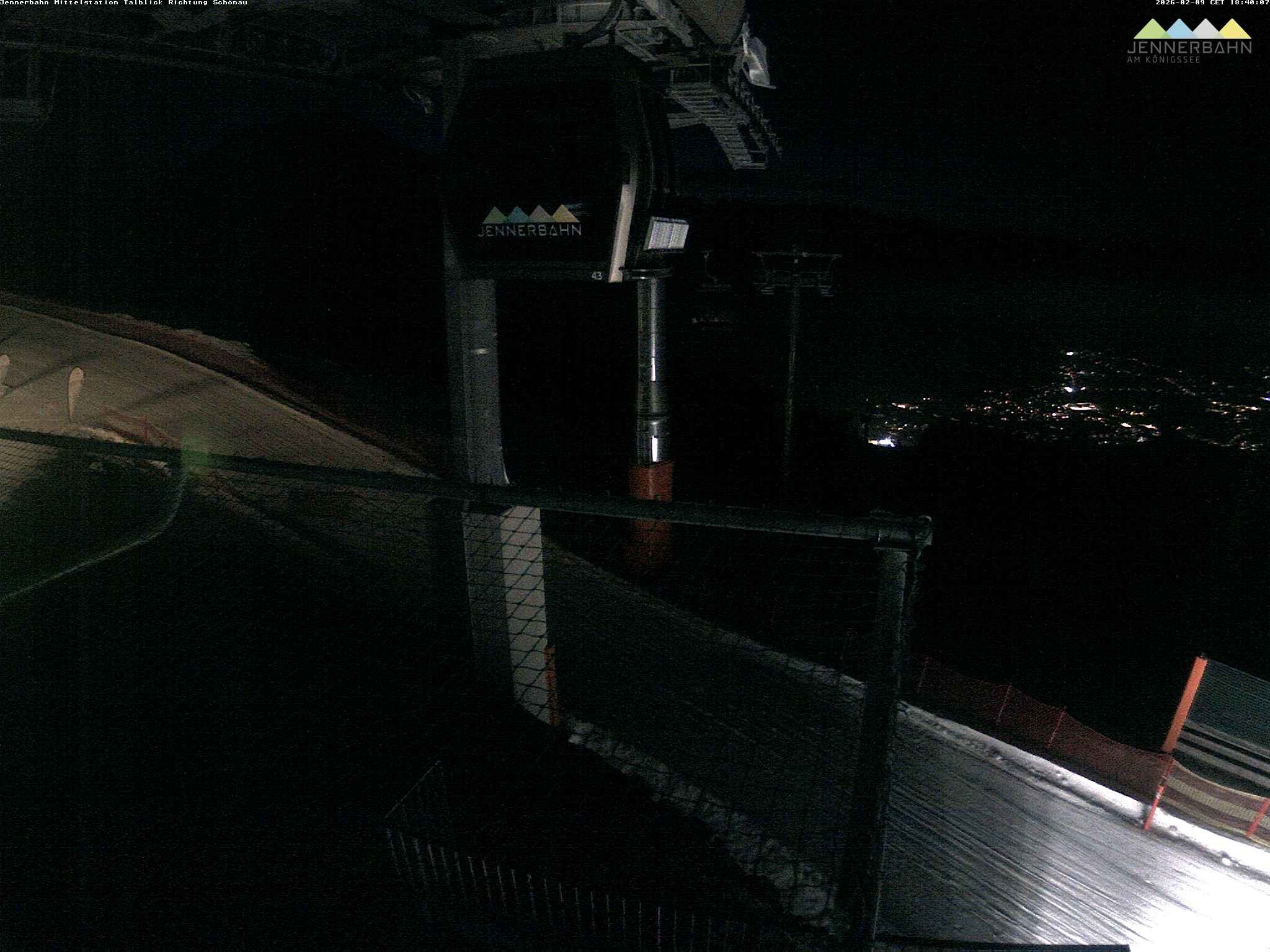 Archiv Foto Webcam Blick von der Mittelstation der Jennerbahn