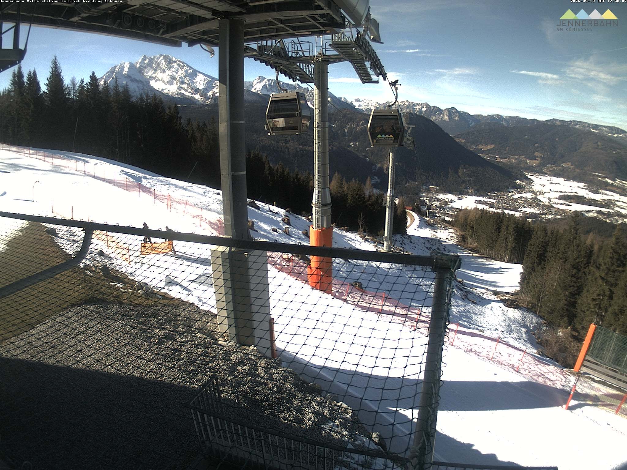 Archived image Webcam View from Midway Station