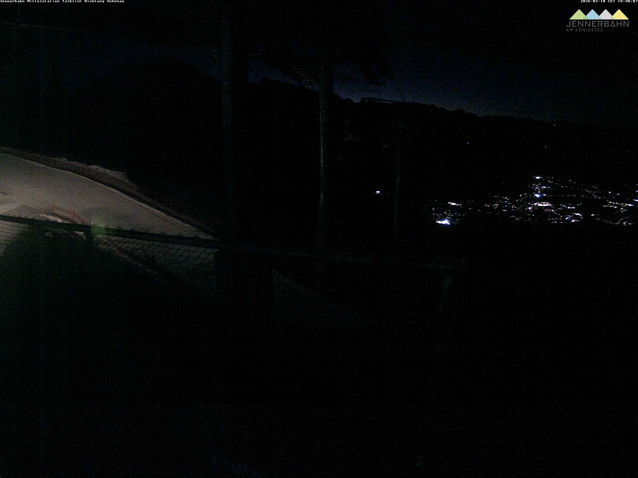 Archived image Webcam View from Midway Station