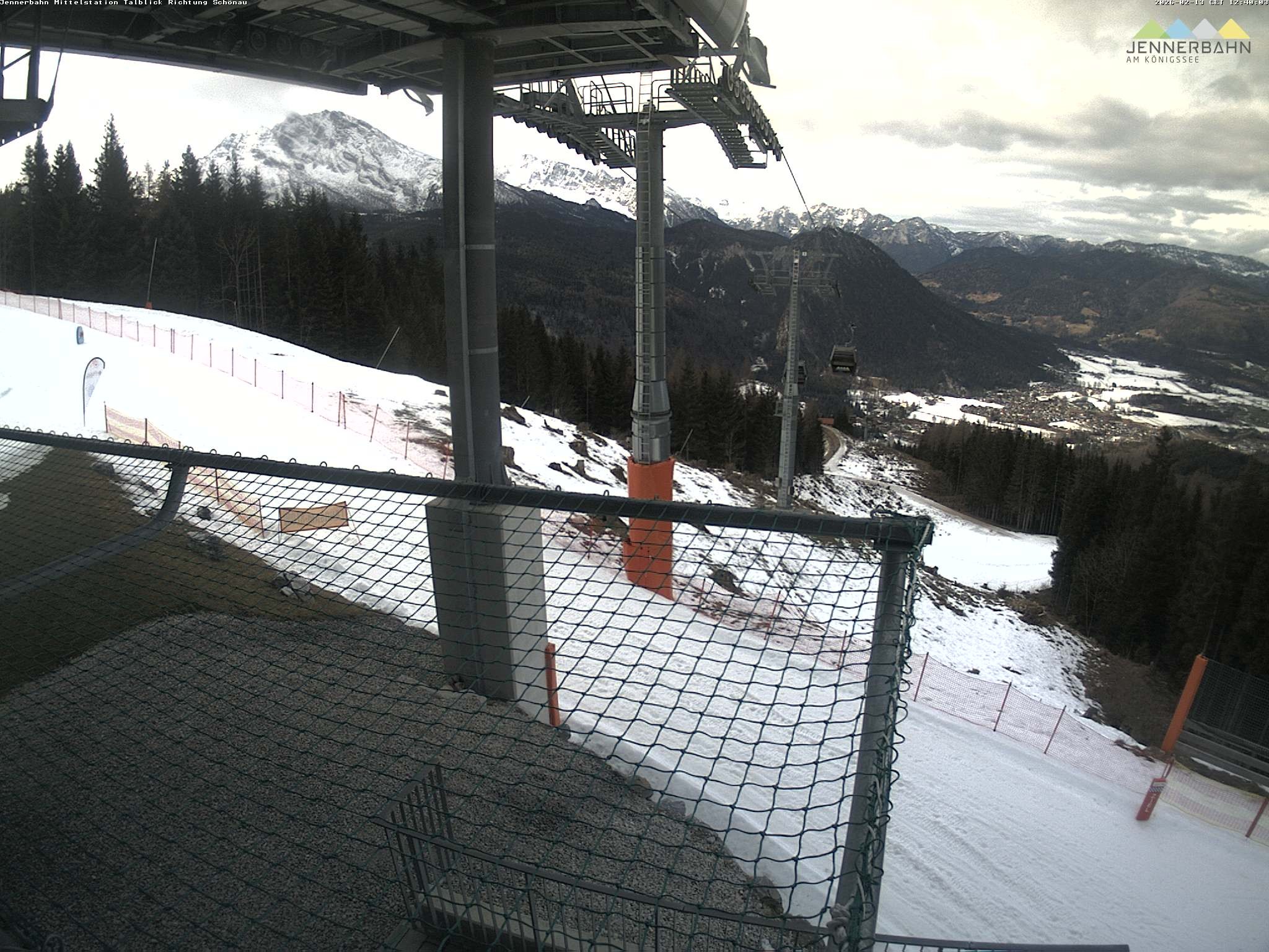 Archived image Webcam View from Midway Station