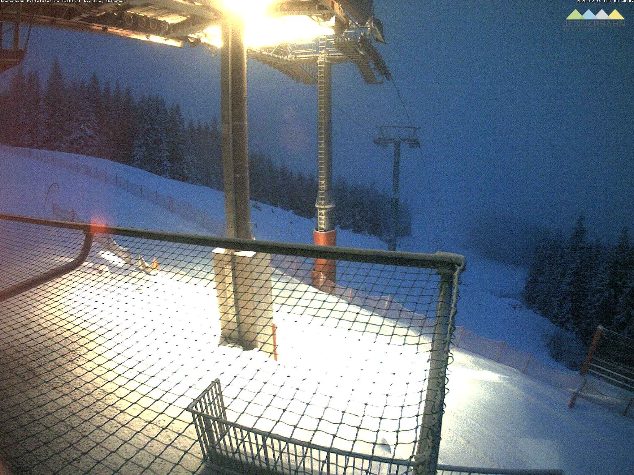 Archiv Foto Webcam Blick von der Mittelstation der Jennerbahn